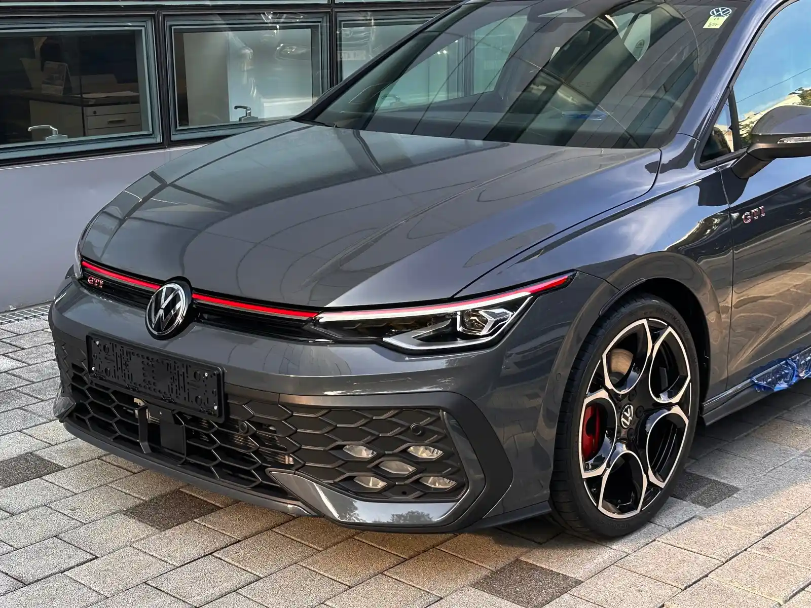 폭스바겐 골프 돌핀 그레이 GTI 2026년식 실물 사진 12장