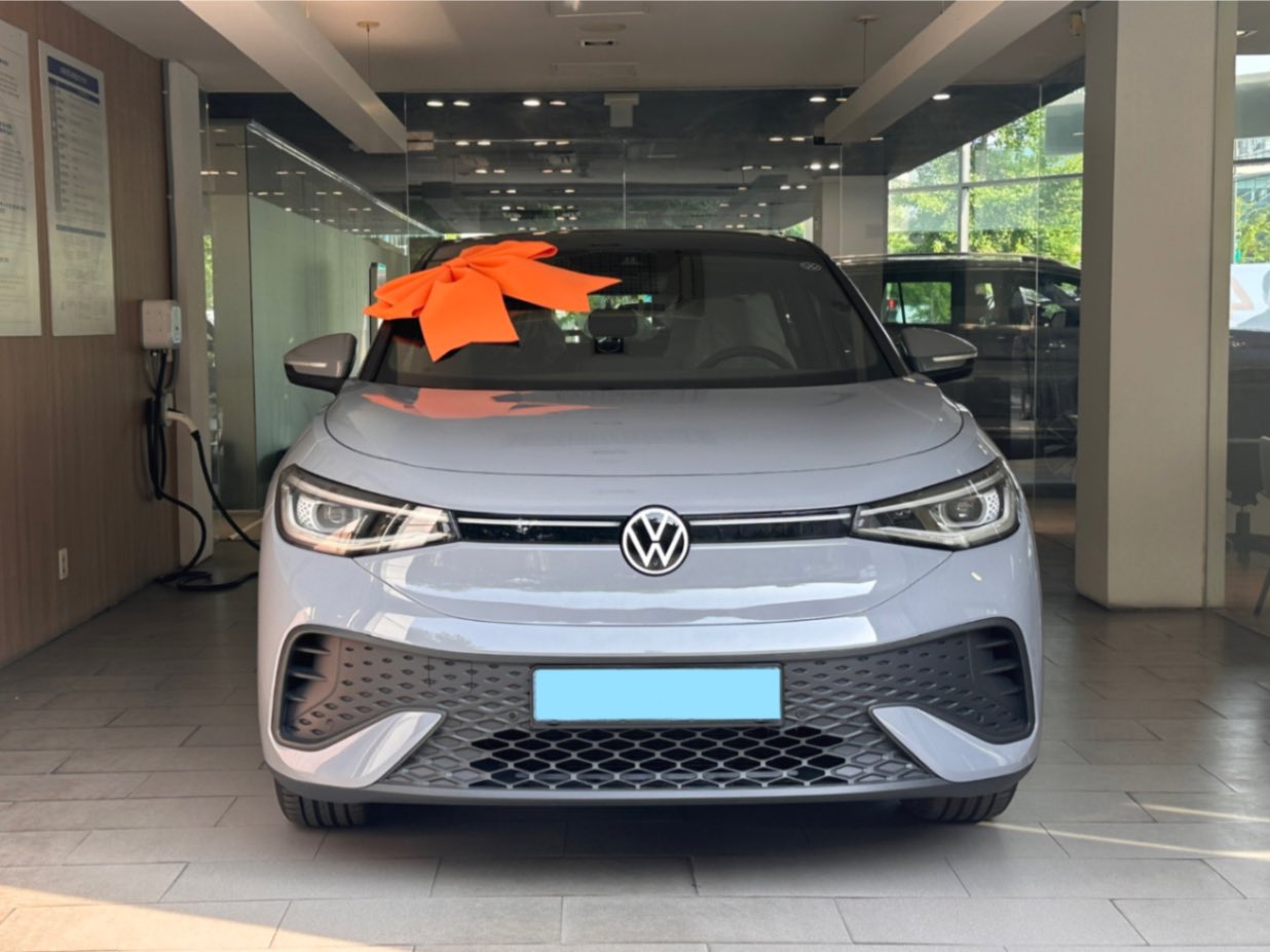 폭스바겐 ID.5 문스톤 그레이 2025년식 실물 사진 12/19