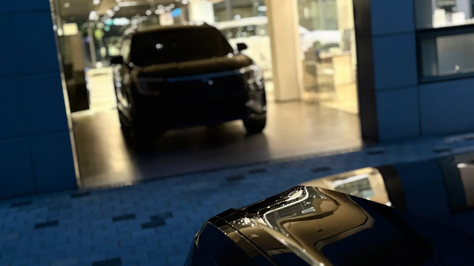 폭스바겐 아틀라스 딥-블랙-펄 r-line 2025년식 실물 사진 10/29 - 리얼 블랙에디션 시공 차량 이미지입니다.